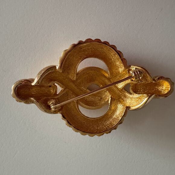 Christian Dior Vintage 80s Vintage Large Textured Interlocked Rope Twist Brooch - Picture 2 of 6
